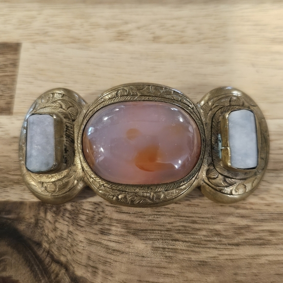 Vintage Etched Brass Stone Large Brooch - Picture 6 of 7